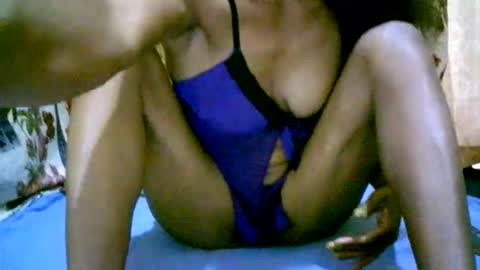 elenah013 online show from November 15, 5:27 am