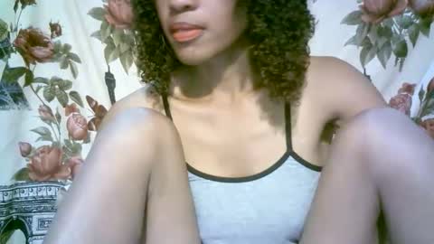 elenah013 online show from February 15, 7:16 am