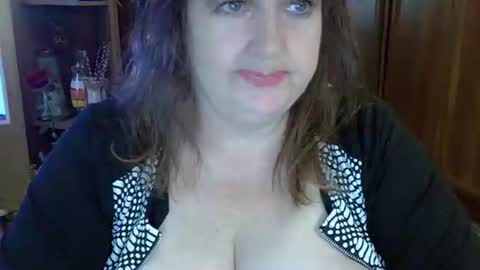 ElenaZed online show from October 3, 7:05 am