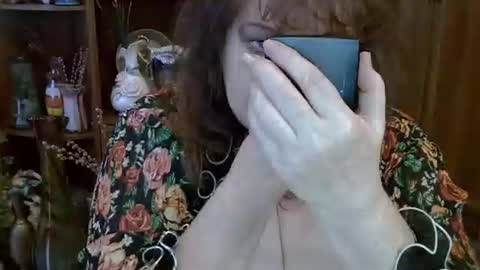 ElenaZed online show from October 11, 9:30 am