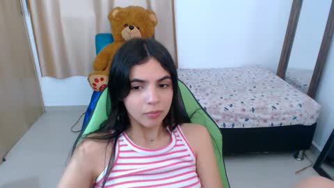 agnes online show from March 3, 8:43 pm