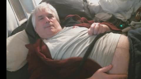 Snapshot of eleventhphoenix chatting on December 18, 1:00 am TheEleventhPhoenix online show from December 18, 1:00 am