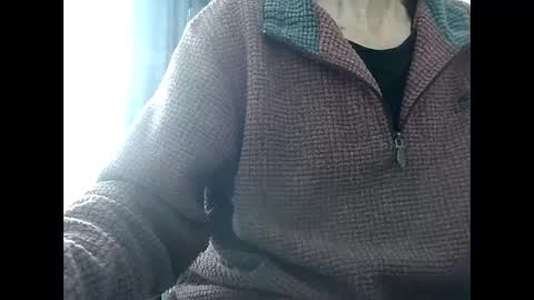 Snapshot of elfyonee chatting on December 19, 10:02 am elfyonee online show from December 19, 10:02 am