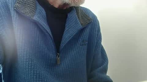 Snapshot of elfyonee chatting on November 9, 10:35 am elfyonee online show from November 9, 10:35 am