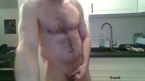 Snapshot of elhornyvikingo chatting on December 22, 8:16 am horny viking online show from December 22, 8:16 am