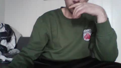 Snapshot of elhornyvikingo chatting on December 27, 12:01 pm horny viking online show from December 27, 12:01 pm