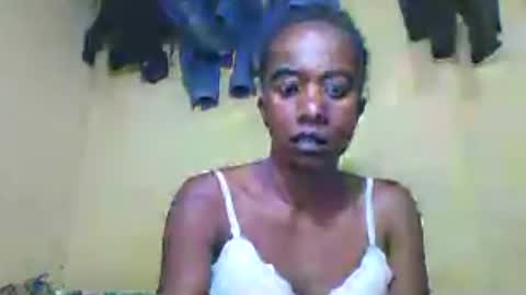 elhuithe05 online show from August 2, 7:51 am