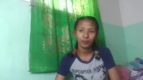 eliah193653 online show from December 21, 10:44 am