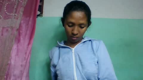 eliah193653 online show from July 7, 7:09 am