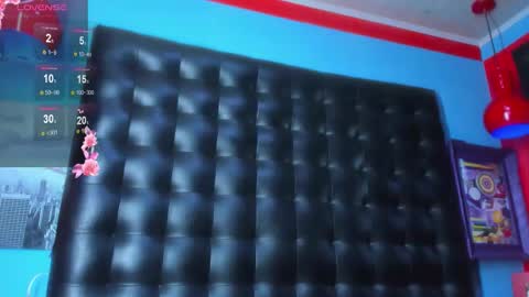 ---Elian--- online show from September 15, 11:27 pm