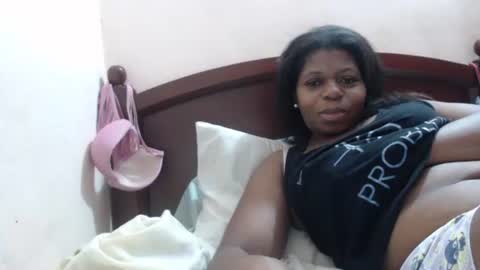 elianis598477 online show from November 23, 8:41 pm