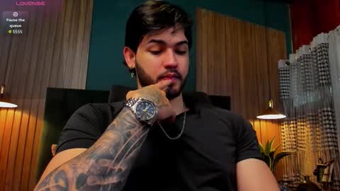 Snapshot of eliankeiser chatting on January 8, 12:18 pm Elian online show from January 8, 12:18 pm