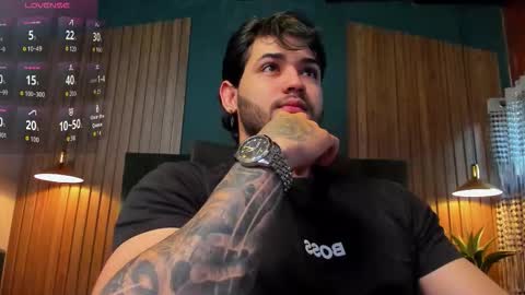 Snapshot of eliankeiser chatting on January 17, 12:32 pm Elian online show from January 17, 12:32 pm