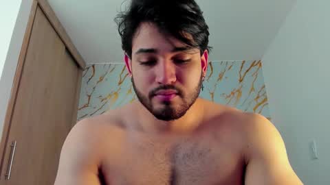 Snapshot of eliankeiser chatting on February 17, 2:13 pm Elian online show from February 17, 2:13 pm