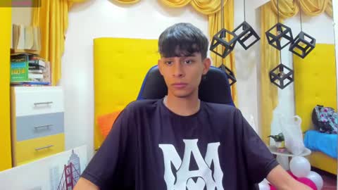 E L I A S online show from February 26, 3:42 am