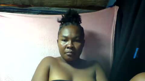 Snapshot of eliciline chatting on April 15, 7:32 pm eliciline online show from April 15, 7:32 pm