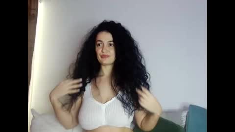 eliebullet online show from November 3, 12:39 pm