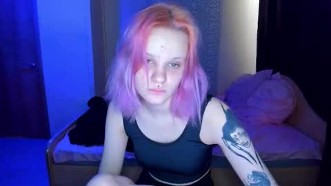 elieiza_xo online show from February 13, 9:05 am