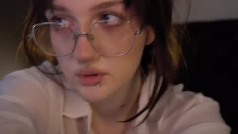 Ellie online show from October 11, 5:17 am