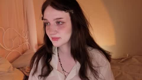 Ellie online show from October 19, 5:30 am