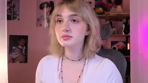 Ellie online show from April 14, 5:35 am