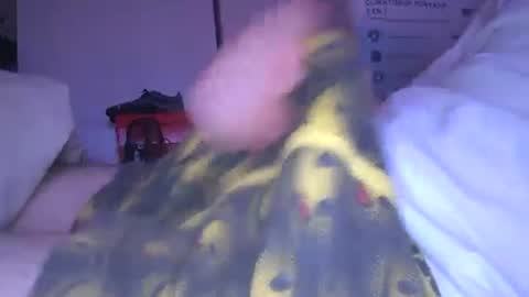 eliexavier123456789 online show from February 3, 5:40 am