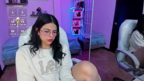 Snapshot of eliie_ruizz chatting on March 8, 4:56 am Eliie online show from March 8, 4:56 am