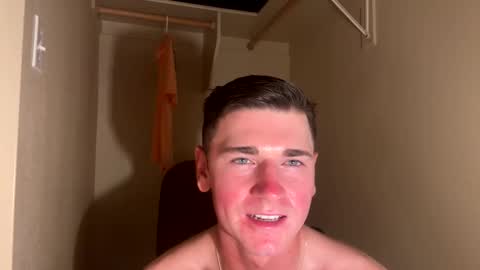 elijahkinky24 online show from May 15, 11:56 pm