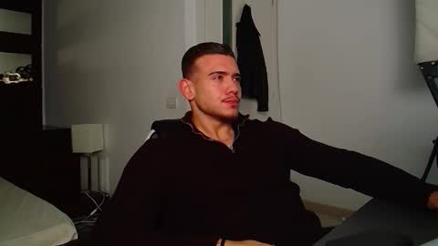 ElijahThorne online show from November 25, 5:51 am