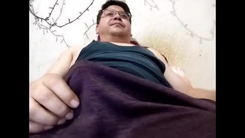 elimposstor online show from February 16, 9:44 pm