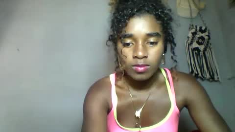 elina981 online show from April 3, 5:49 am