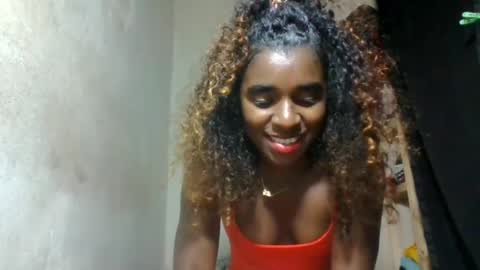 Snapshot of elina981 chatting on July 7, 10:30 am elina981 online show from July 7, 10:30 am