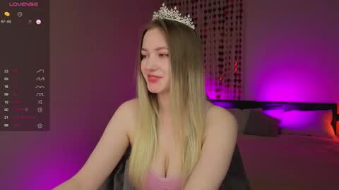 Elina online show from March 10, 5:01 am