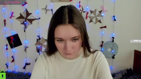 Snapshot of elina_x chatting on June 9, 1:34 pm elina_x online show from June 9, 1:34 pm