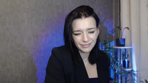 Elina online show from March 3, 12:15 am