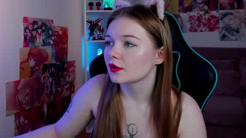 elinavale online show from April 2, 5:21 pm