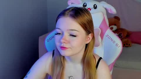 elinavale online show from May 27, 5:10 pm