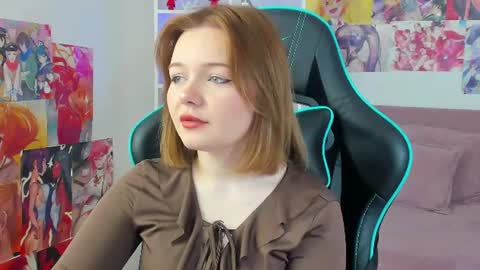 Snapshot of elinavale chatting on July 15, 5:12 am elinavale online show from July 15, 5:12 am