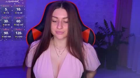 Elina online show from October 12, 5:45 pm