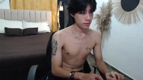 ELIO online show from April 2, 8:23 am