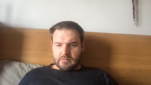 Snapshot of eliot26 chatting on October 8, 11:08 am e26 online show from October 8, 11:08 am