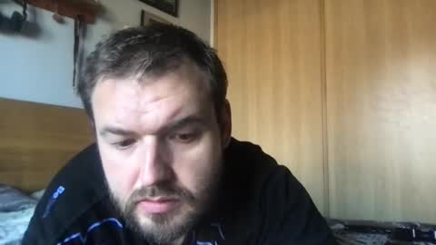 Snapshot of eliot26 chatting on October 11, 2:26 pm e26 online show from October 11, 2:26 pm