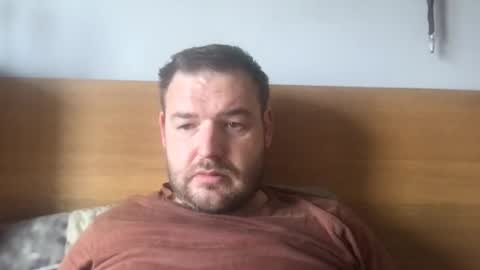 Snapshot of eliot26 chatting on April 12, 9:36 am e26 online show from April 12, 9:36 am