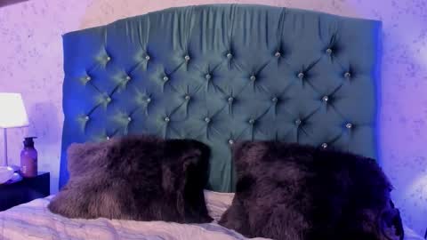 Snapshot of eliot_egan chatting on February 17, 7:20 pm Eliot online show from February 17, 7:20 pm