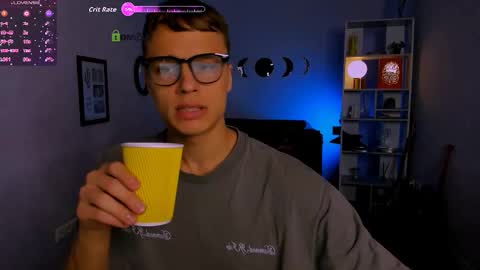 Snapshot of eliot_meow chatting on October 10, 10:36 am eliot_meow online show from October 10, 10:36 am