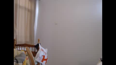 elis online show from November 24, 11:10 am