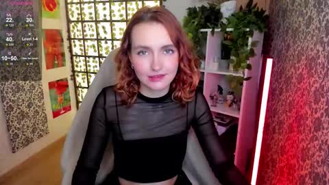 Snapshot of elis_cherry chatting on October 10, 2:21 am Elis online show from October 10, 2:21 am