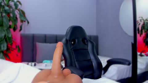 Elisa online show from January 16, 12:55 am