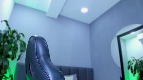 Elisa online show from January 25, 12:06 am