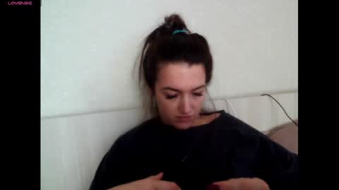 elisa_dove208 online show from October 22, 5:30 am